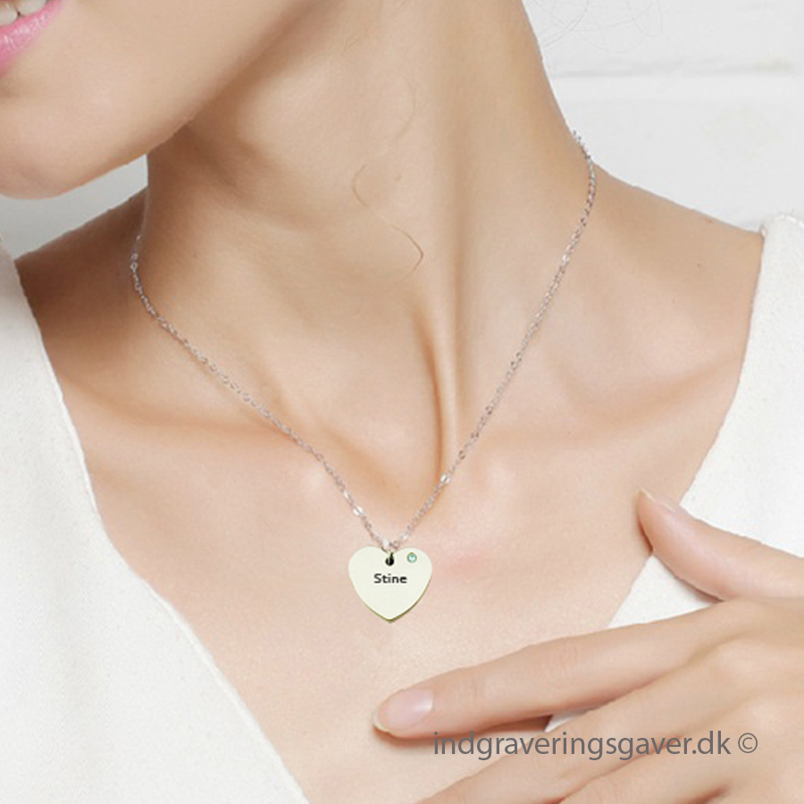 Hjertehalskæde i sølv med 3 navne - Billede 2